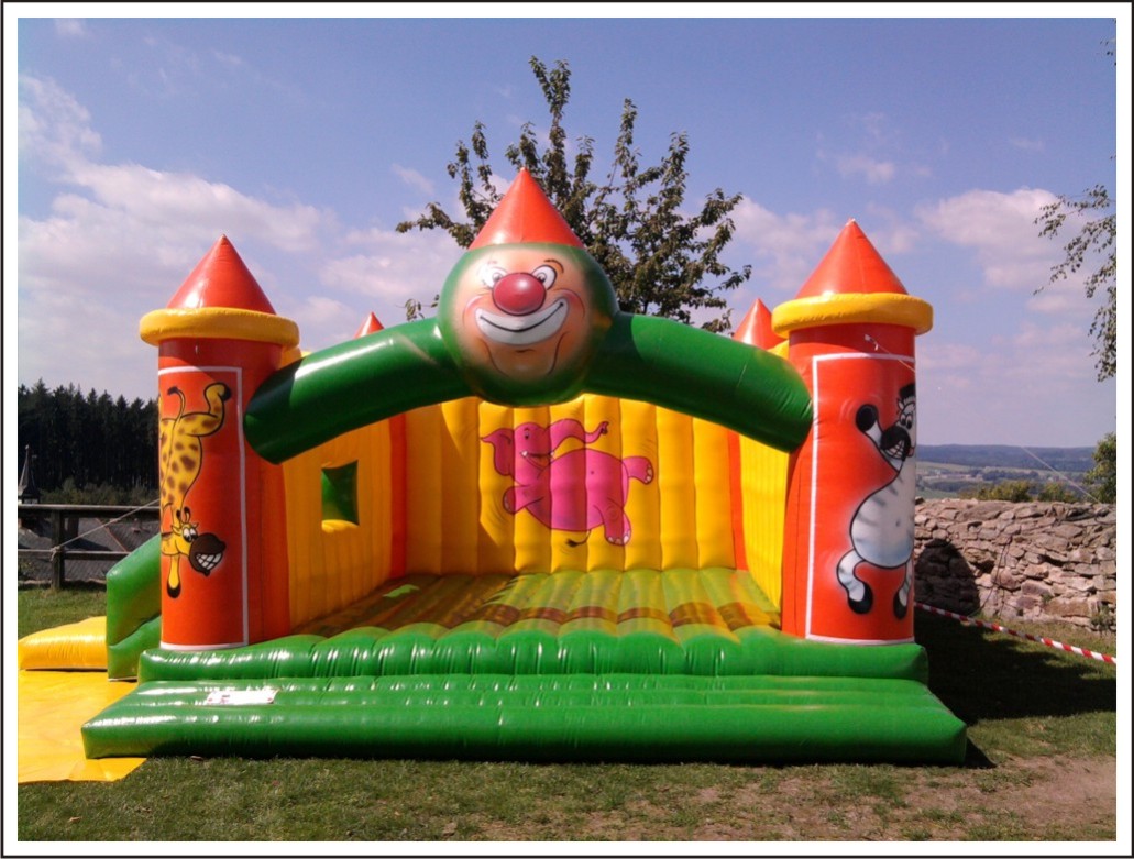 alt-hrad se skluzavkou 01