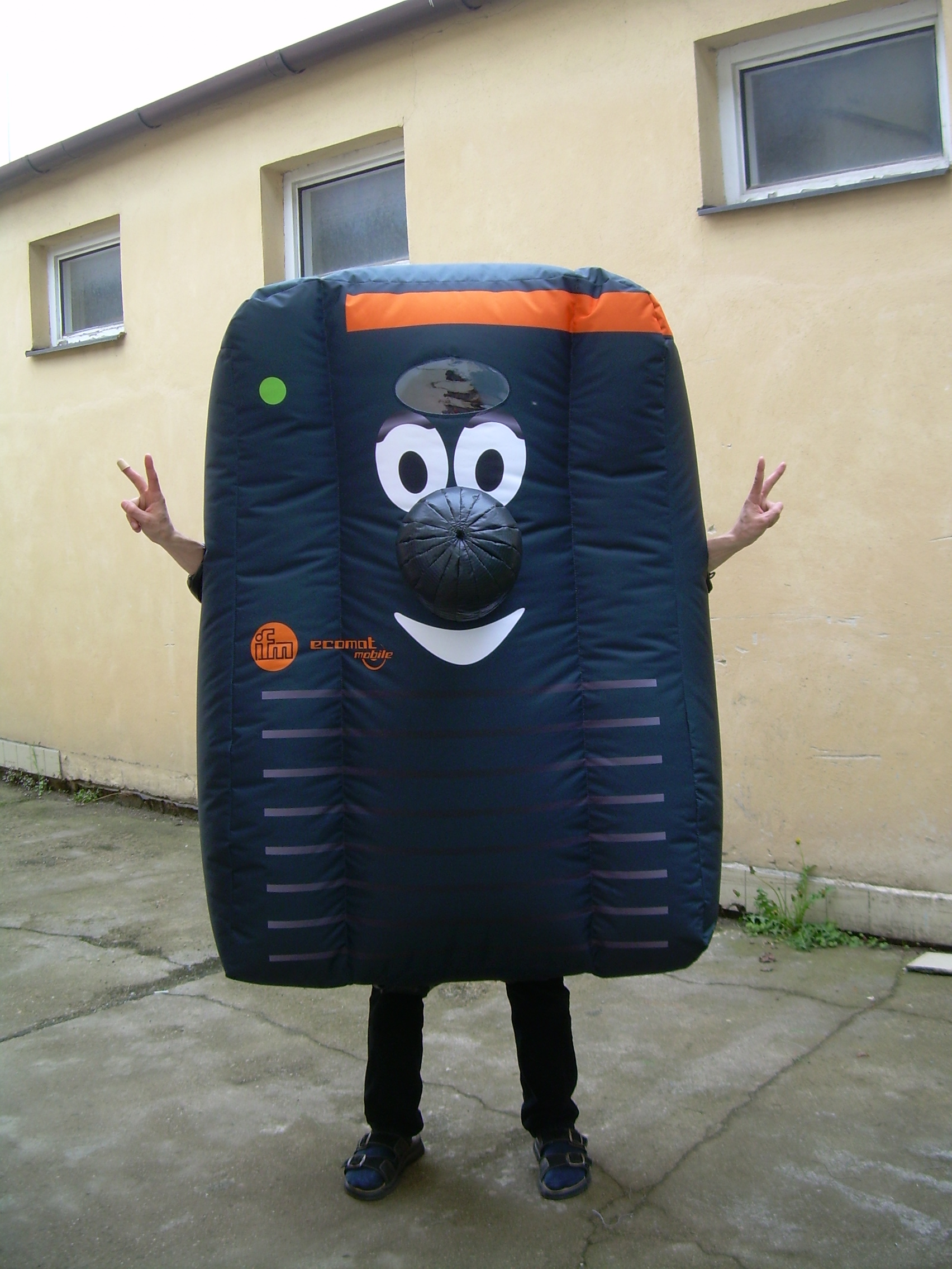 alt-kostým nafukovací 01